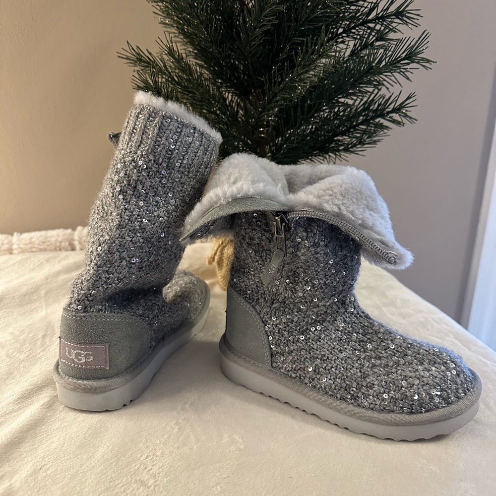 UGG kids Sequin Knit Boot - Gray - Toddler size US 10